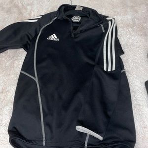 BLACK ADIDAS QUARTER ZIP